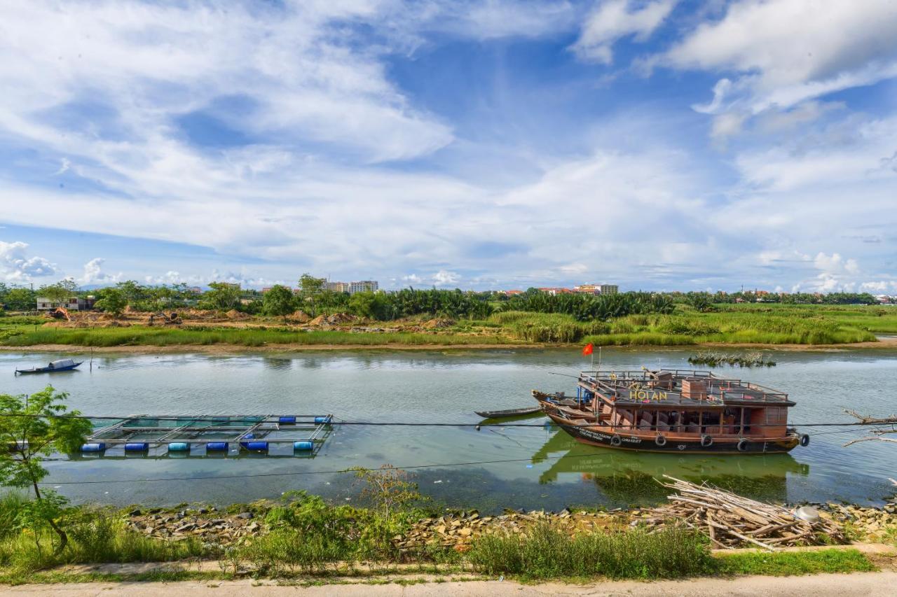 Gio Chieu Homestay - Riverside & Swimming Pool Hoi An Esterno foto